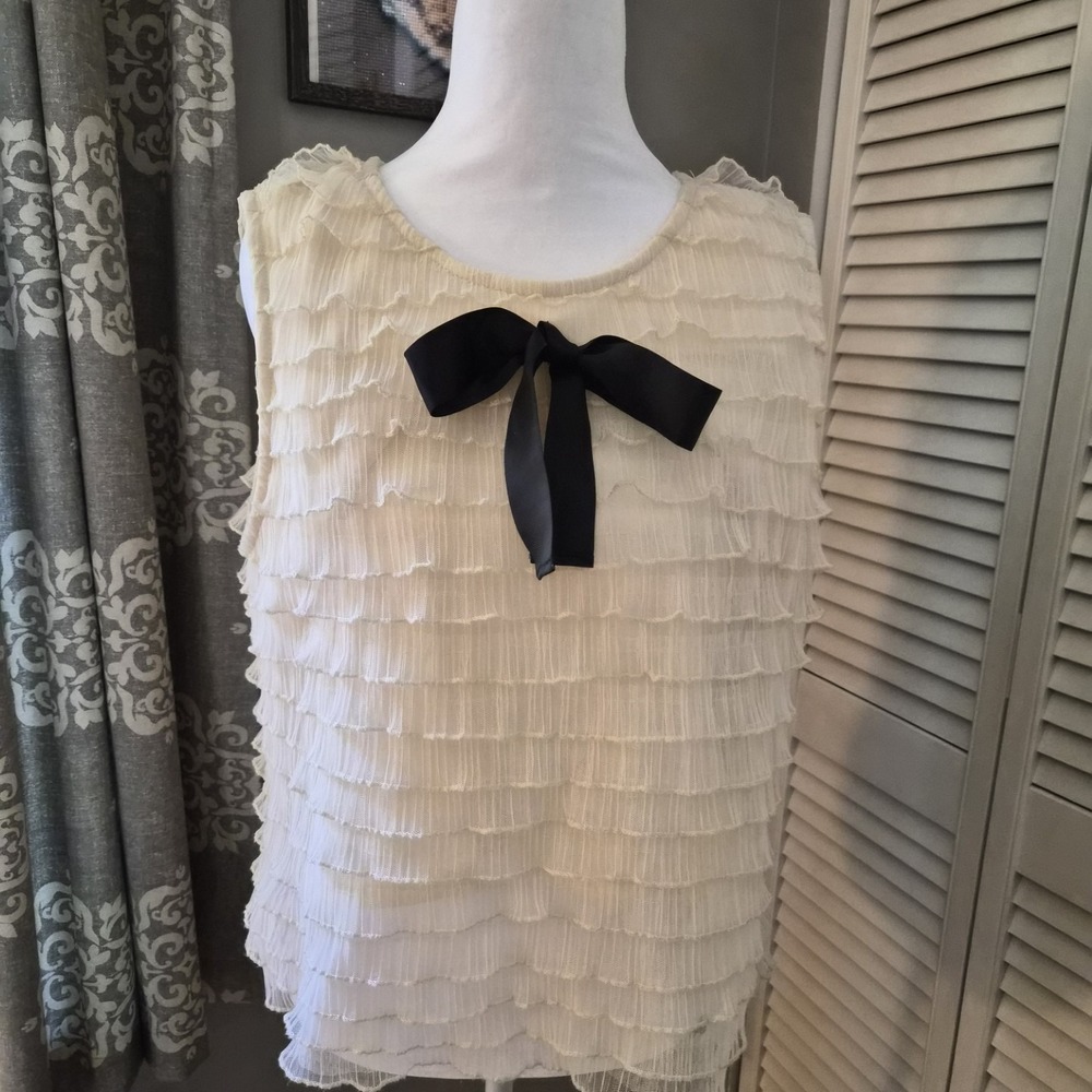 Blue Tassel Cream Tiered Ruffle Sleeveless Blouse with Black Bow Size Large